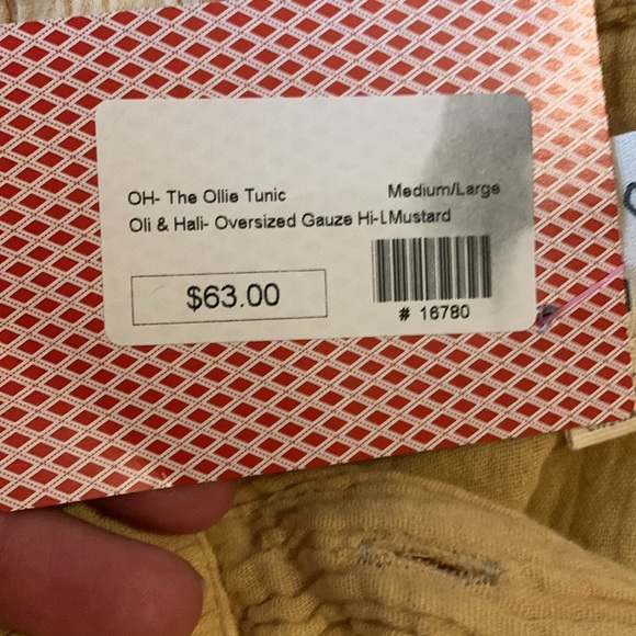 Oli & Hali, M/L, Light Yellow Button down Oversize Blouse. - Picture 10 of 10